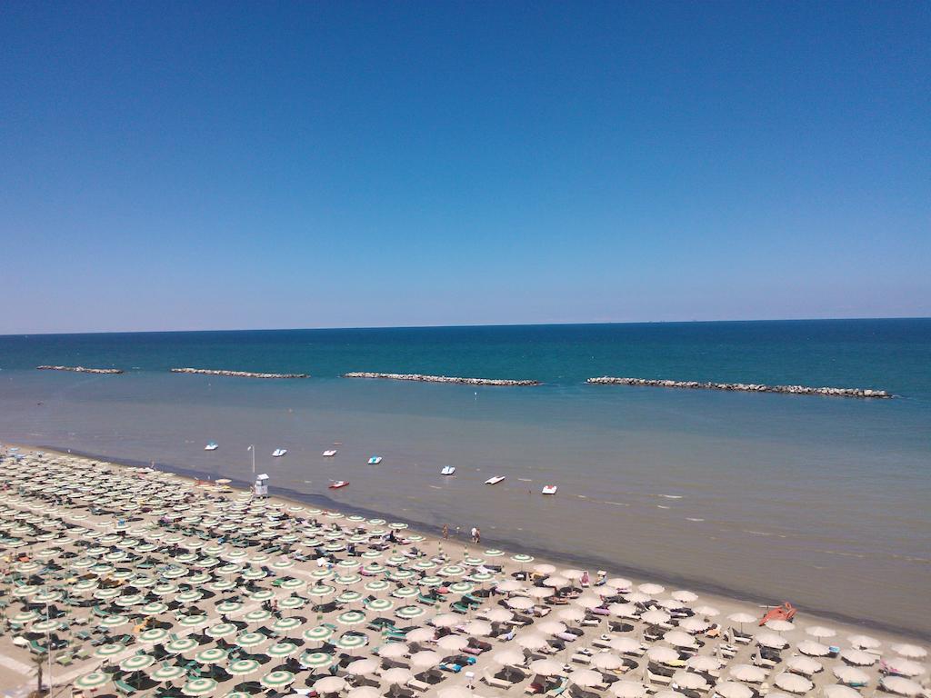 Hotel Marco Polo Bellaria-Igea Marina Exterior foto